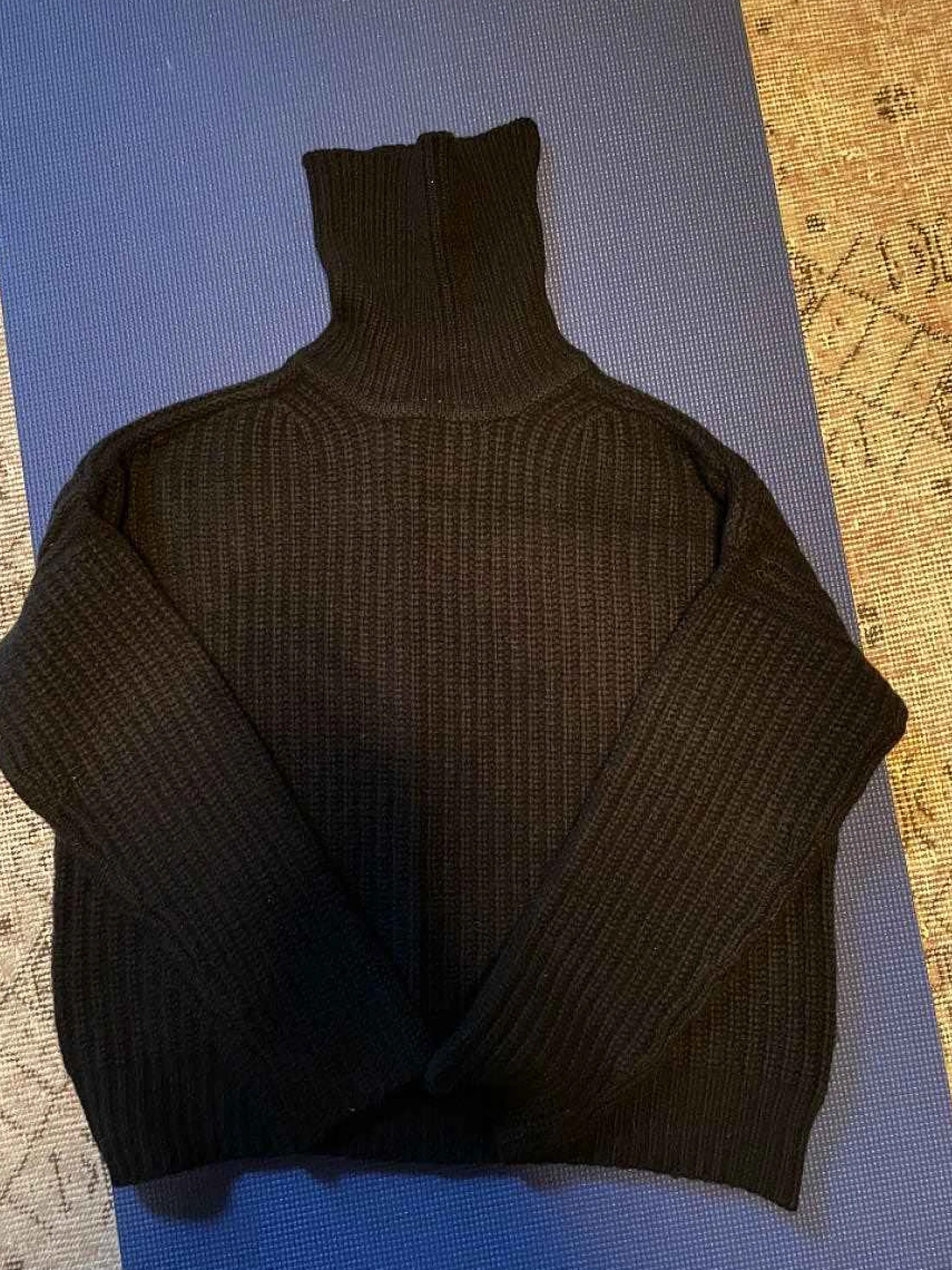 La Ligne Turtlenecks*Toujours Turtleneck